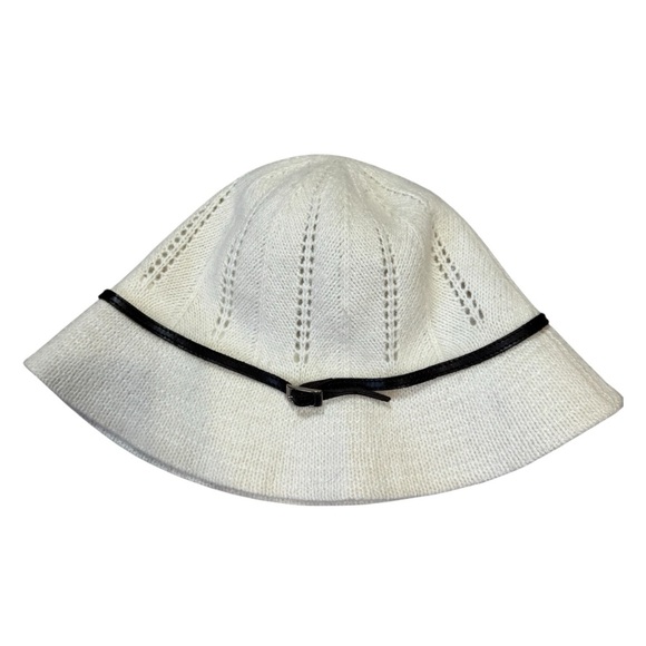 NWT BANANA REPUBLIC crème color rayon, wool blend ladies knit bucket hat - Picture 3 of 7